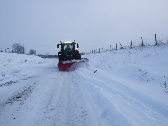 emergency winter services snow ploughing contracts