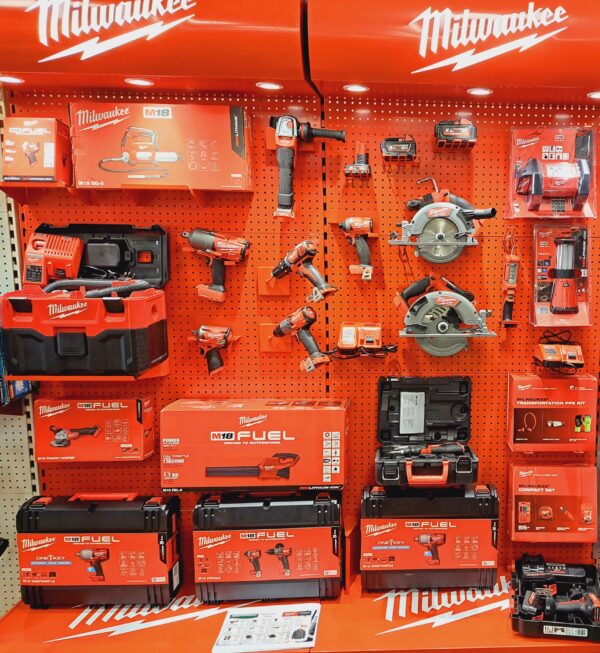 Milwaukee Power and Garden Tools - Image 3